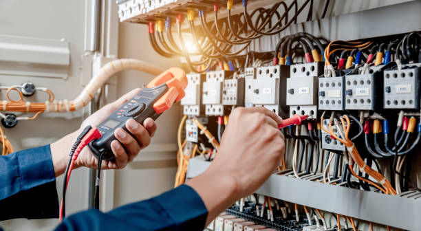 Best Licensed Electrician  in Lakewood, CO